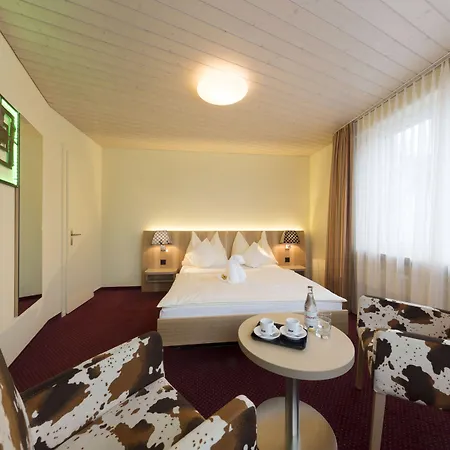 Fred Leonhardstrasse - Mobile Check-in