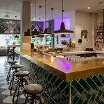 Fred Leonhardstrasse - Mobile Check-in Ξενοδοχείο 3*