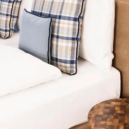 Fred Leonhardstrasse - Mobile Check-in Цюрих