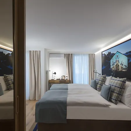 Готель Fred Leonhardstrasse - Mobile Check-in 3*