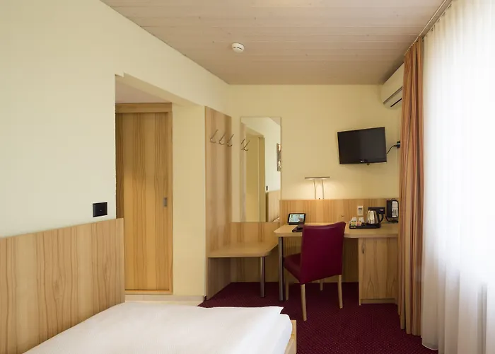 Fred Leonhardstrasse - Mobile Check-in Hotel