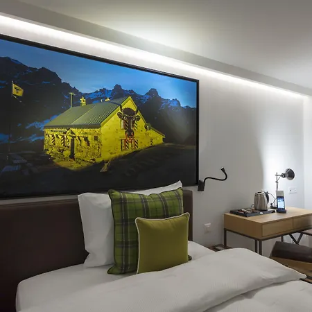 Fred Leonhardstrasse - Mobile Check-in Hotel 3*