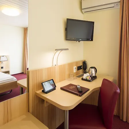 Fred Leonhardstrasse - Mobile Check-in Hotel