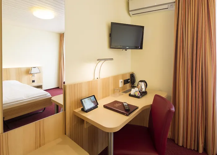 Fred Leonhardstrasse - Mobile Check-in Hotel