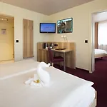 فندق Fred Leonhardstrasse - Mobile Check-in 3*