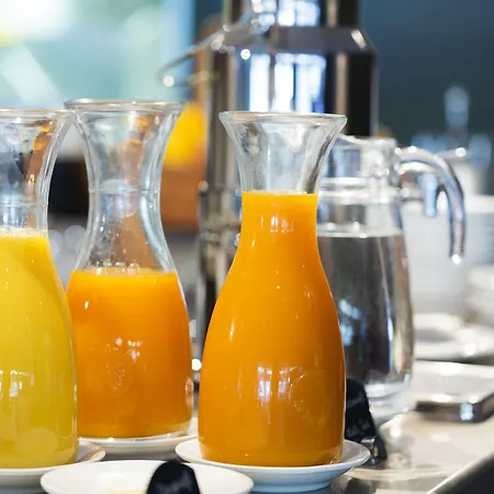 Fred Leonhardstrasse - Mobile Check-in Hotel 3*